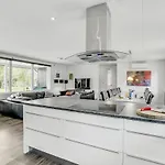 Сasa de vacaciones Awesome In Vaeggerlose With Kitchen Bøtø By