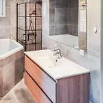 Awesome In Vaeggerlose With Kitchen * Bøtø By