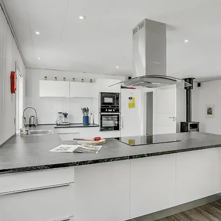 Сasa de vacaciones Awesome In Vaeggerlose With Kitchen