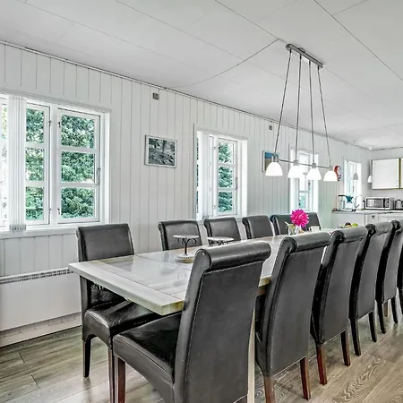Awesome In Vaeggerlose With Kitchen Сasa de vacaciones
